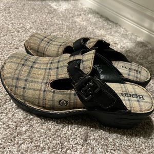 Born plaid patterned wedges